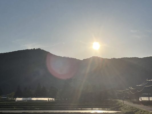風の冷たさ